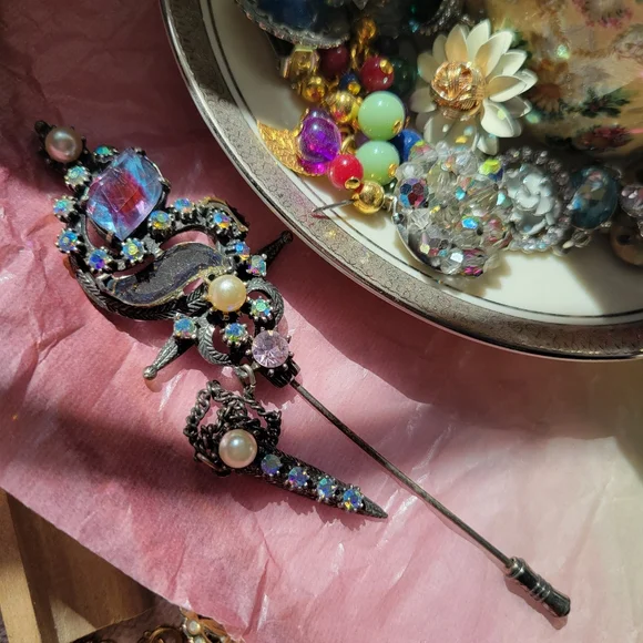 Florenza Hat Pin Stick Pin ~ Vintage ~ Victorian Revival ~ Rhinestones ~ Flaws - Picture 5 of 16
